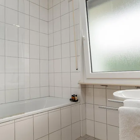 Elbling For 4 People - Billiards - 2 Bedrooms - 2 Bathrooms - Balcony With Mosel View - Parking - Wine Barrel Bar - Fully Equipped Kitchen - Netflix - Waiputv - 3 Km From Cochem Klotten