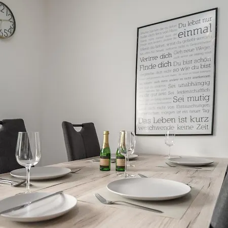 Elbling For 4 People - Billiards - 2 Bedrooms - 2 Bathrooms - Balcony With Mosel View - Parking - Wine Barrel Bar - Fully Equipped Kitchen - Netflix - Waiputv - 3 Km From Cochem