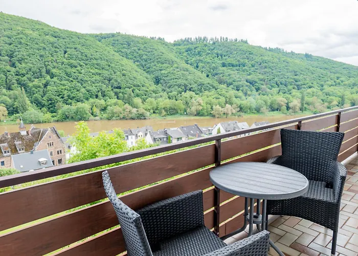 Appartement Elbling For 4 People - Billiards - 2 Bedrooms - 2 Bathrooms - Balcony With Mosel View - Parking - Wine Barrel Bar - Fully Equipped Kitchen - Netflix - Waiputv - 3 Km From Cochem *